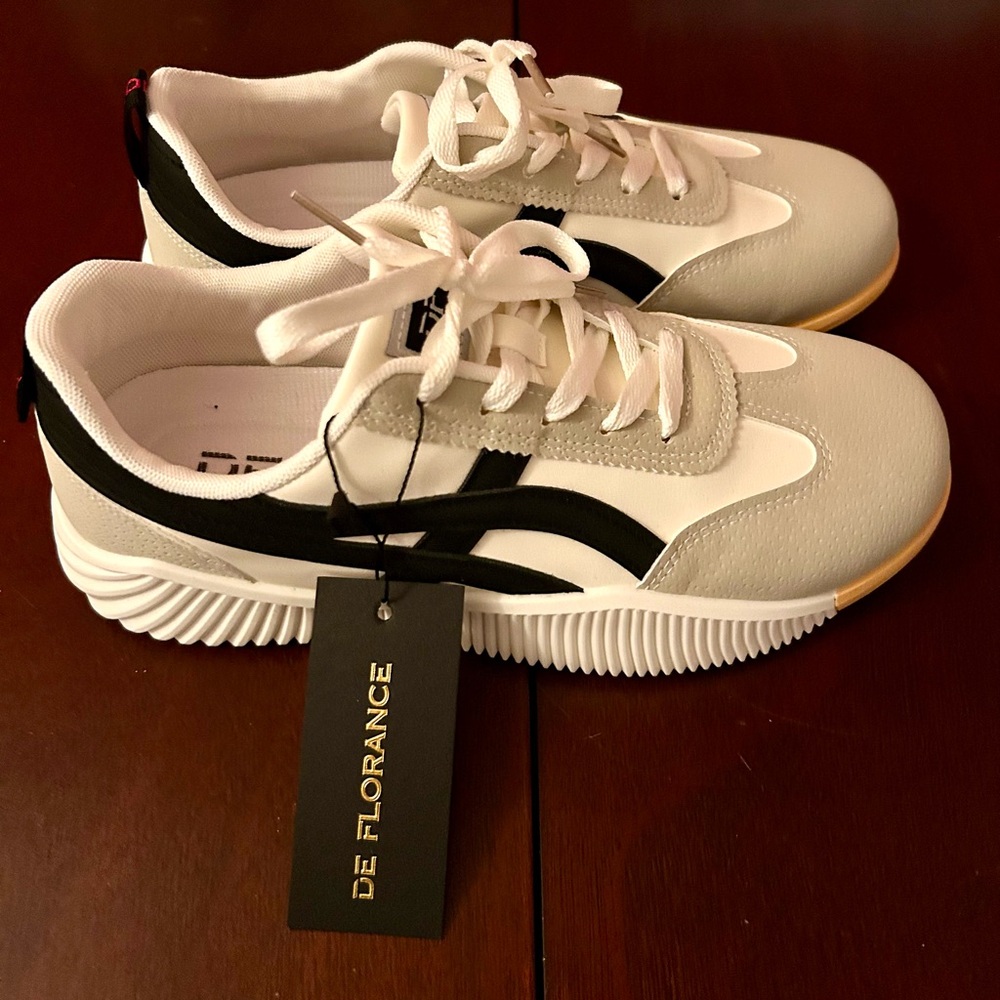 Never worn women's sneakers